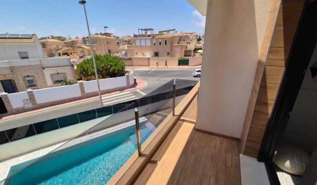 Resale - Villa - Torrevieja - Costa Blanca Sur