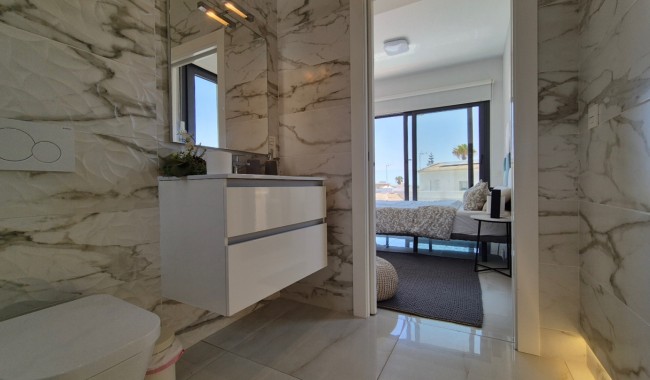 Resale - Villa - Torrevieja - Costa Blanca Sur