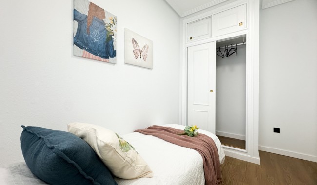 Resale - Apartment - Orihuela Costa - Playa Flamenca
