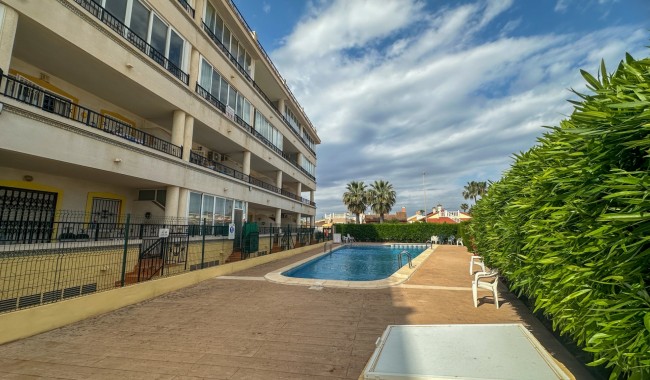 Resale - Apartment - Orihuela Costa - Playa Flamenca