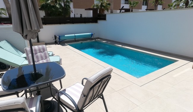 Resale - Villa - Algorfa - La Finca golf