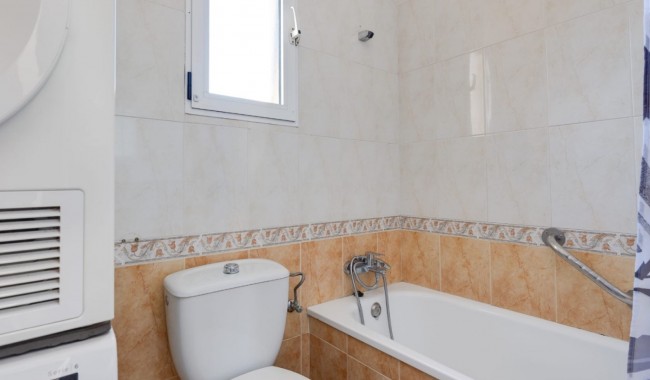 Sprzedaż - Kamienica - Torrevieja