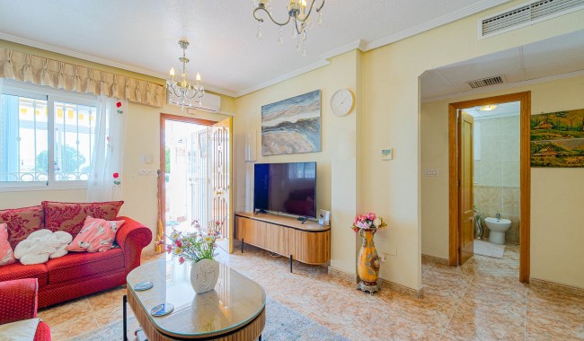 Begagnad - Quatro hus - Torrevieja - Punta Prima