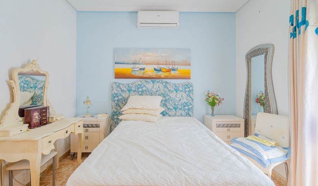 Begagnad - Quatro hus - Torrevieja - Punta Prima