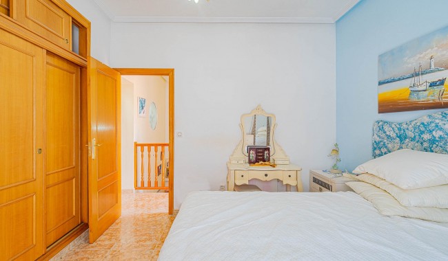 Begagnad - Quatro hus - Torrevieja - Punta Prima