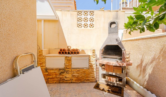 Resale - Villa - Punta Prima