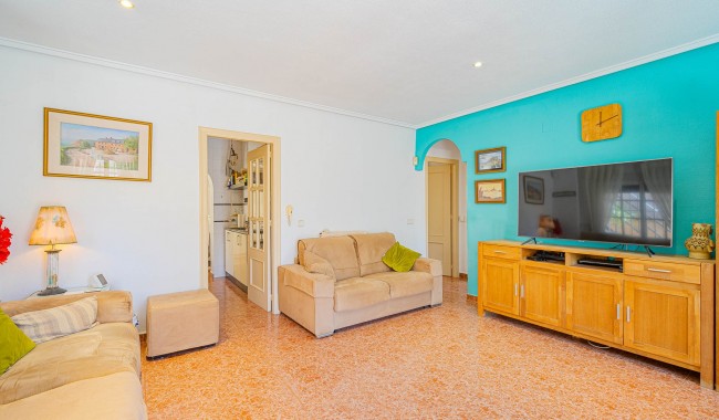 Resale - Villa - Punta Prima