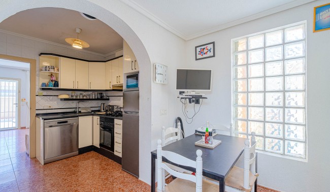 Resale - Villa - Punta Prima