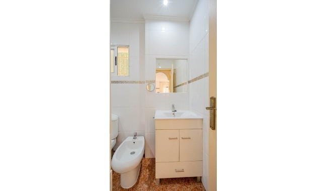 Resale - Villa - Punta Prima