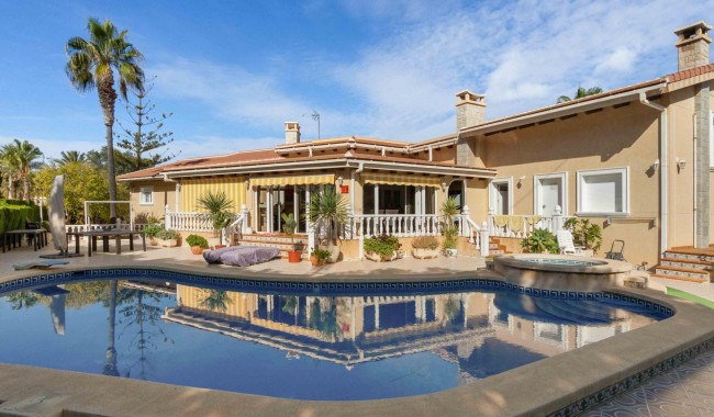Segunda mano - Villa - Cabo Roig - MUY CERCA DE LA PLAYA