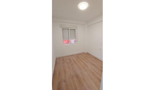 Segunda mano - Apartamento - Torrevieja - Centro