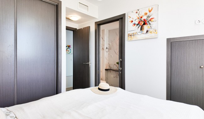 Resale - Apartment - Orihuela Costa - Villamartín