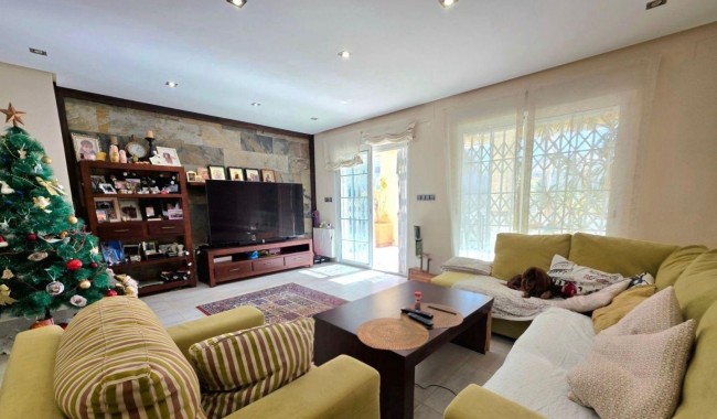 Begagnad - Villa - Orihuela Costa - Dehesa de Campoamor