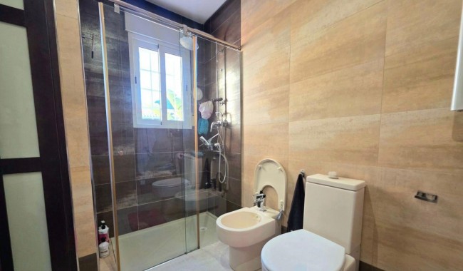 Begagnad - Villa - Orihuela Costa - Dehesa de Campoamor