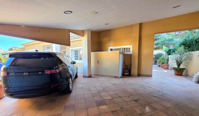 Begagnad - Villa - Orihuela Costa - Dehesa de Campoamor