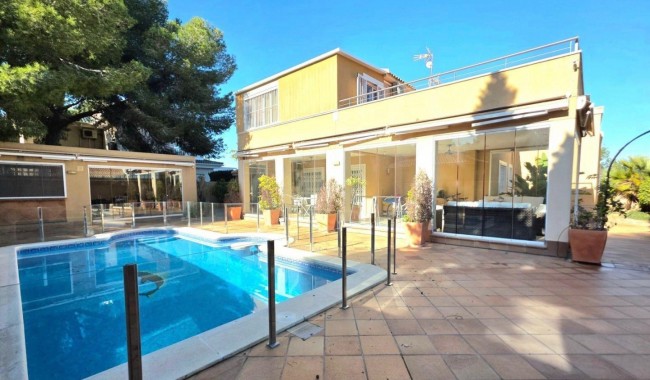 Begagnad - Villa - Orihuela Costa - Dehesa de Campoamor