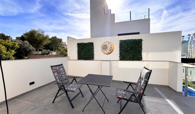 Resale - Villa - Villamartín