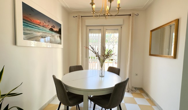 Brukt - Villa - Torrevieja - Aguas Nuevas