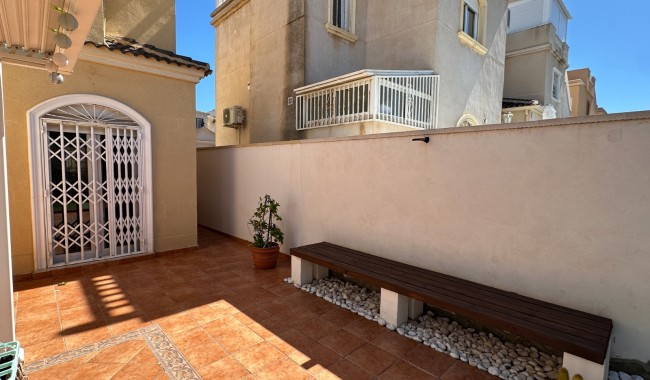 Brukt - Villa - Torrevieja - Aguas Nuevas