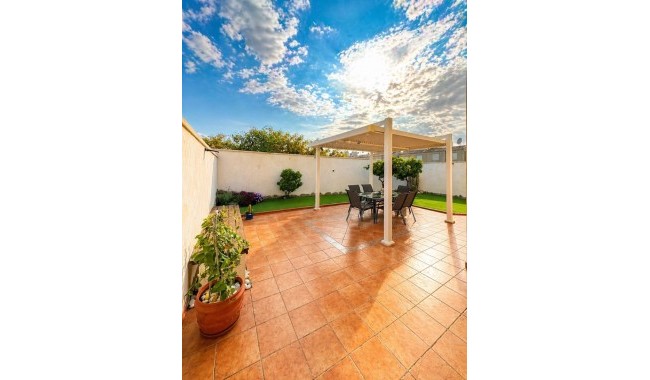 Brukt - Villa - Torrevieja - Aguas Nuevas