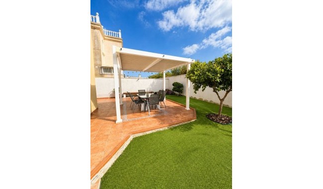 Brukt - Villa - Torrevieja - Aguas Nuevas