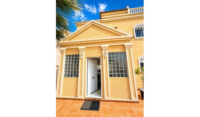 Brukt - Villa - Torrevieja - Aguas Nuevas