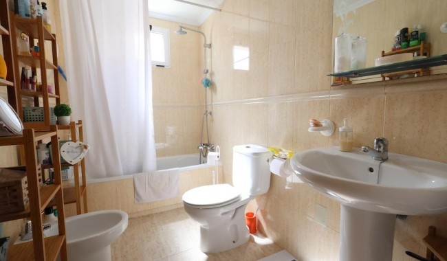 Resale - Apartment - Torrevieja - Los Europeos