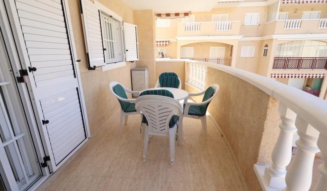 Resale - Apartment - Torrevieja - Los Europeos
