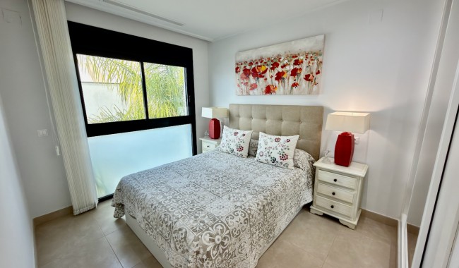 Resale - Villa - Benijófar