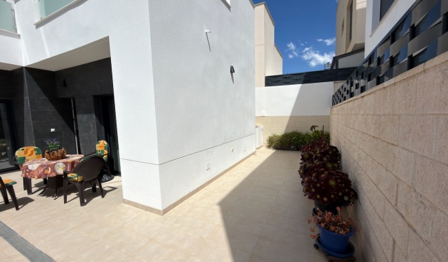 Resale - Villa - Benijófar