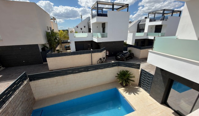 Resale - Villa - Benijófar