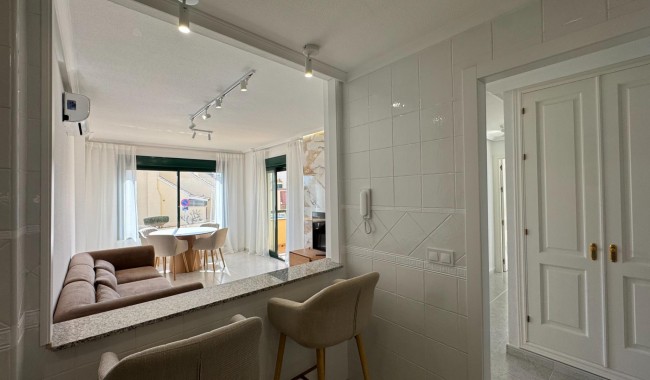 Segunda mano - Apartamento - Orihuela Costa - Villamartín