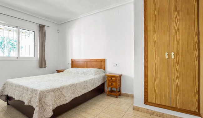 Sprzedaż - Apartament - Orihuela costa - Playa Flamenca