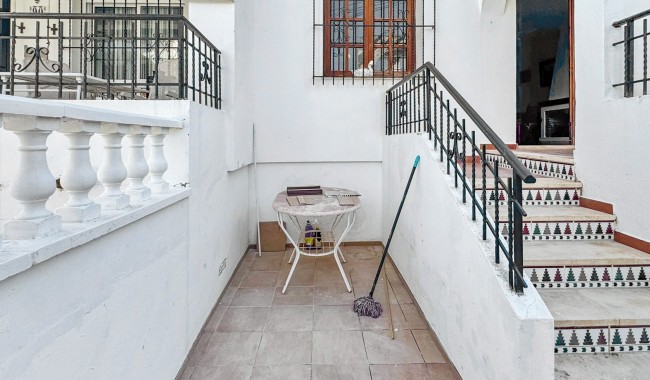 Sprzedaż - Bungalow - Torrevieja - Nueva Torrevieja - Aguas Nuevas
