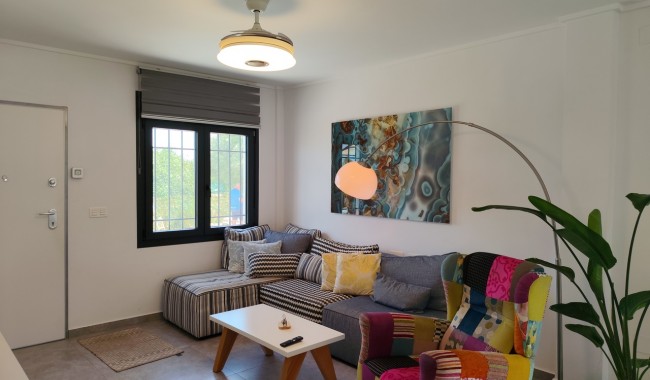 Resale - Finca - Los Montesinos