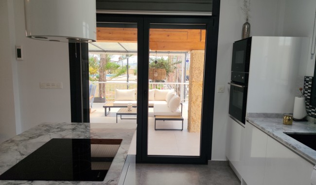 Resale - Finca - Los Montesinos