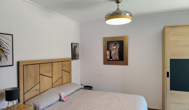 Resale - Finca - Los Montesinos