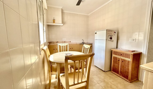 Resale - Finca - Los Montesinos