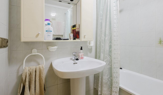 Resale - Apartment - Torrevieja - Playa de La Acequion