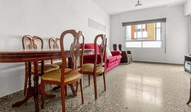 Resale - Apartment - Guardamar - Pueblo