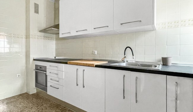 Resale - Apartment - Guardamar - Pueblo