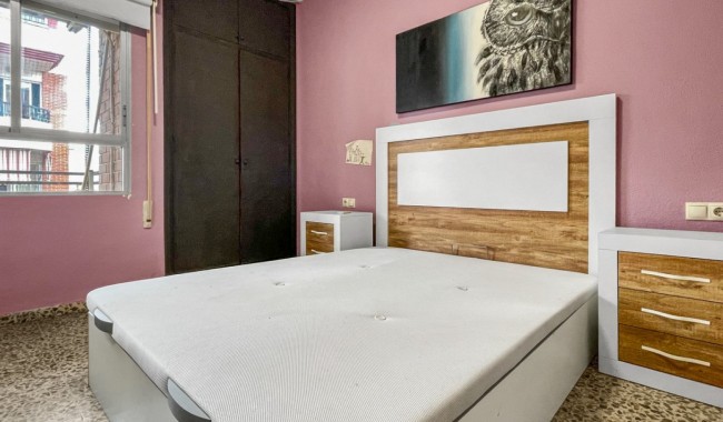 Resale - Apartment - Guardamar - Pueblo