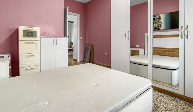 Resale - Apartment - Guardamar - Pueblo
