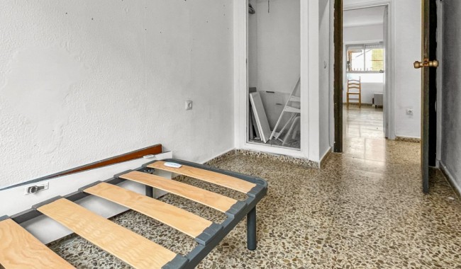 Resale - Apartment - Guardamar - Pueblo