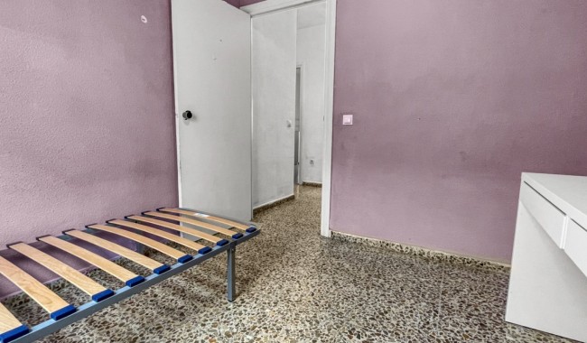 Resale - Apartment - Guardamar - Pueblo