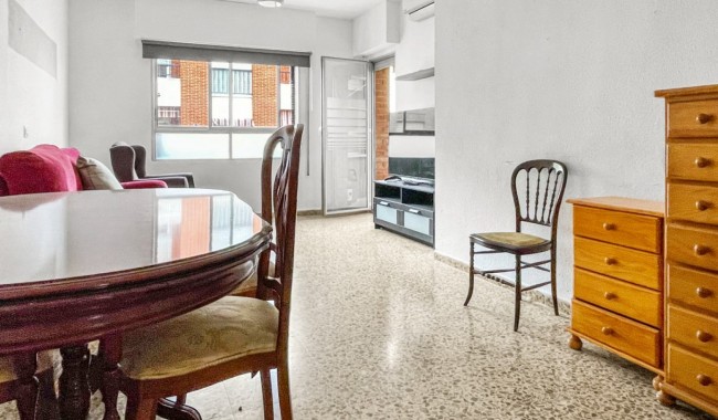 Resale - Apartment - Guardamar - Pueblo