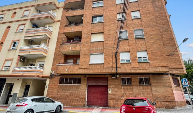 Resale - Apartment - Guardamar - Pueblo