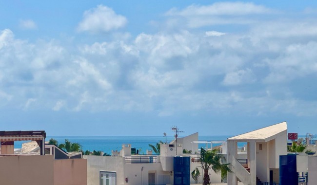 Resale - Apartment - Orihuela Costa - Punta Prima