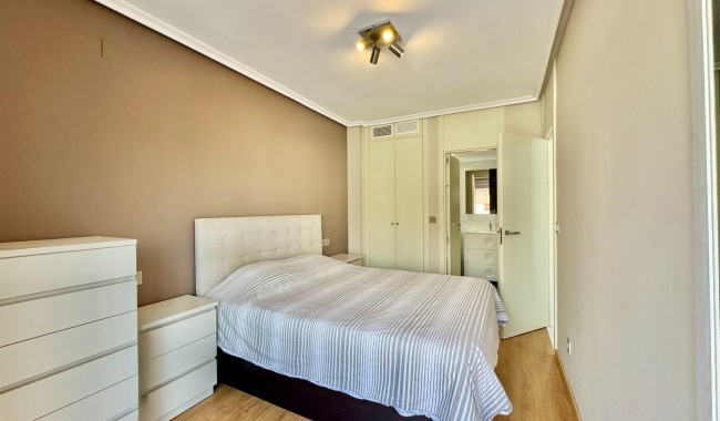 Resale - Apartment - Orihuela Costa - Punta Prima
