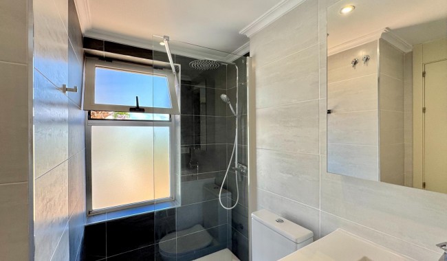 Resale - Apartment - Orihuela Costa - Punta Prima